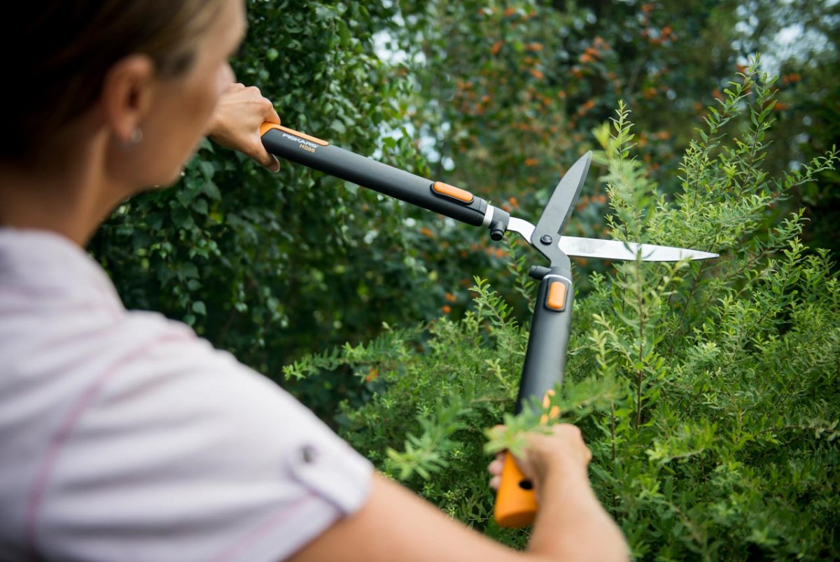 Forbici Fiskars Per Siepi Telescopiche SmartFitHS86 1013565 - immagine 4